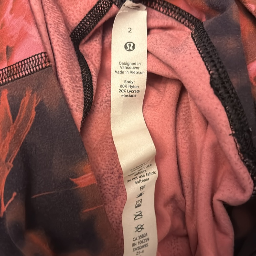 Lululemon Leggings - Picture 4 of 6